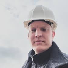 Jeg er glad for at kunne dele, at jeg starter i en ny stilling som CEO