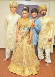 Rakhi Sawant Australian Model Avadhoot Nichkawde Launch Designer Rohhit Verma S Collection Avadhoot Nichkawde Rakhi Sawant Rohhit Verma Images Bollywood Hungama I'm spending my time cooking sushi and when i'm not designing, i love to write code for designers and developers. bollywood hungama