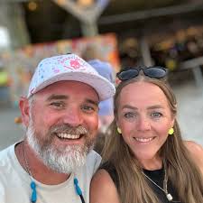 Chris Crosier's Instagram, Twitter & Facebook