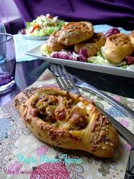 Epingle Sur Pain Pizza Et Pain Farci
