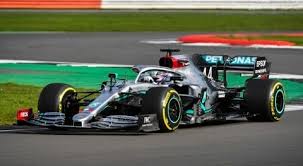 Nouvelle Livree Et Nouvelle Couleur Pour L Equipe Mercedes Amg Petronas En Formule 1 Rhone Peinture Automobile