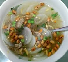 Soto ayam bening kuning spesial. Masak Apa Hari Ini Soto Bandung Dan Kering Pedas Kentang