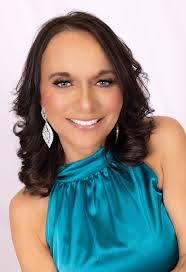 𝗧𝗛𝗘 𝗚𝗟𝗢𝗕𝗔𝗟 𝗔𝗗𝗩𝗔𝗡𝗧𝗔𝗚𝗘 Get ready, Mrs. International Global  supporters! By August 26, 9:00 PM, the Top 5 candidates will each receive  an extra 3,500 votes! ⚠️ Heads Up: Voting will pause on