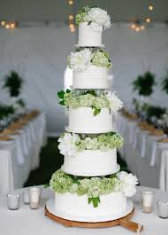 Maybe you would like to learn more about one of these? 20 Ways To Decorate Your Wedding Cake With Fresh Flowers