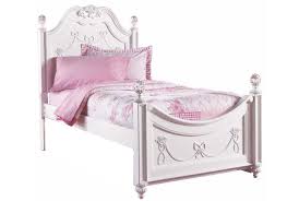 Designing your little daughter's room in an exquisite manner is the wish of every parent. Timeless Classic Bed For My Daughter Sabrina Disney Princess Bedroom Set Princess Bedroom Decor Disney Princess Bedding