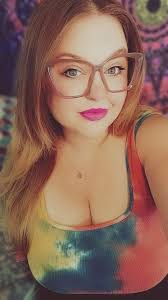 Robyn Judd's Instagram, Twitter & Facebook