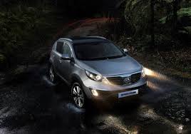 Feeling Safe On A Midnight Bush Drive With The Sportage Camionetas Camiones