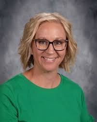 Kari Shoemaker's Instagram, Twitter & Facebook