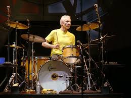 Drummer charlie watts, whose adept, powerful skin work propelled the rolling stones for more than half a century, died in london on tuesday morning, according to his spokesperson. Vlmftmvterrg7m