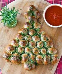 So Easy Christmas Tree Pull Apart Christmas Tree Food Christmas Food Recipes