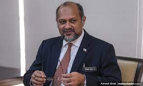 Gobind singh deo s/o karpal singh is a malaysian politician and lawyer who served as the minister of communications and multimedia in the pakatan harapan administration under former prime minister mahathir mohamad from may 2018 to the collapse of the ph administration in february 2020. Malaysiakini Gobind Internal Inquiry Won T Do Macc Must Probe Igp S Cartel Claim
