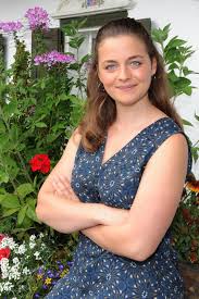 Nun sollen auch bald die hochzeitsglocken läuten. Ronja Forcher Steckbrief News Bilder Gala De