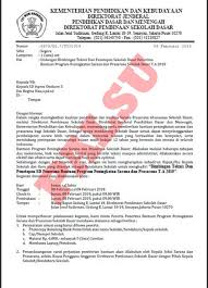 Surat resmi biasanya digunakan untuk tujuan yang resmi, sementara surat tidak. Salah Surat Undangan Bimbingan Teknis Atas Nama Kemendikbud Turnbackhoax