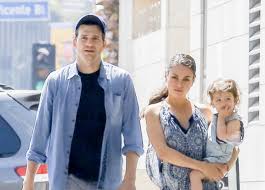 Babykutcher It S A Boy Mila Kunis Ashton Kutcher Welcome Baby No 2 Hype Malaysia