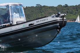 C'est à l'occasion du salon de la pêche et des loisirs aquatiques d'antibes, que yannick rivière nous présente le nouveau centaure 6.20 xl, en compagnie de. Que Signifient Les Lettres Apposees Sur La Coque D Un Bateau