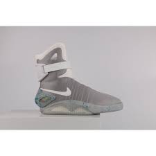 It is the world's largest supplier of athletic shoes and apparel and a major manufacturer of sports. Nike Air Mag Prices And Promotions Jul 2021 Shopee Malaysia