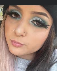 Lynne Smeltzer (@lynne.travers) • Instagram photos and videos