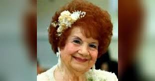 Anna Dimino's Instagram, Twitter & Facebook