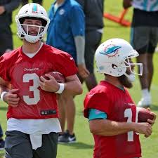 Ryan Fitzpatrick Listed As Dolphins Starting Qb Terez