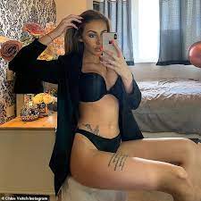 Stream every episode ever of love island uk, love island australia and love island usa for free on 9now. Too Hot To Handle Star Chloe Veitch Goes On A Blind Zoom Date With Love Island S Matthew Zukowski Daily Mail Online