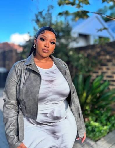 Mpumelelo Mseleku Officially “Launching” His New Beautiful Girlfriend  Amahle….😂😂😂