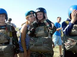 День вдв 02 августа 2021. S Neba Na Zemlyu Lica Devushek Iz Vdv V 2021 G Lico Specnaz Armiya