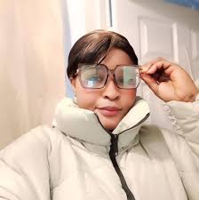 Did you know 👇 That a key reason for unhappiness is not the lack of what  you desire, but rather the habit of Constant Comparison? The saying  "comparison is the thief of