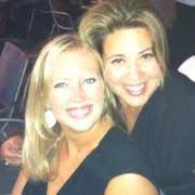 Yesenia Basurto's Instagram, Twitter & Facebook