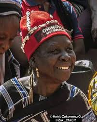 Azula: "Zuko, come home. Father has forgiven everything." Zuko and Iroh:  *board the ship* Captain: "We're taking the prisoners home!" Zuko: 😮😬🤬  Azula: