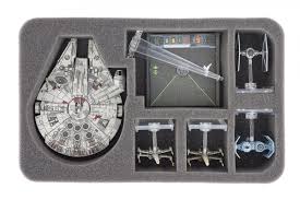 Heute erzähle ich euch alles über den alten schrottkübel von han solo und. Feldherr Mini Plus Figuren Tasche Fur X Wing Millennium Falke Raumschiffe Und Zubehor Feldherr Direkt Vom Hersteller Figurenkoffer Taschen Schaumstoffe