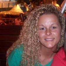 LEIGH-ANN BOREN (@DYECHIC)