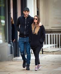 Последние твиты от marine lloris (@marinelloris). Hugo Lloris Takes Wife To Brunch In Blacked Out Porsche As He Gets Back Behind The Wheel After Drink Drive Arrest