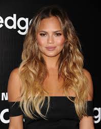 Brunette blonde brown natural volume sleek layers auburn wavy straight curly hair. Brown Hair With Blonde Highlights 45 Ways To Wear The Color