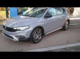 Nouvelle Fiat Tipo Cross Economically Sexy Economique Et Sexy Pub 30s Youtube