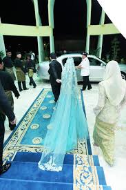 Perkembangan terbaru ini juga mengesahkan laporan malaysiakini yang memetik beberapa sumber memberi gambaran pemasyhuran. Gambar Perkahwinan Diraja Tengku Amalin Aishah Putri Pengiran Muda Abdul Qawi