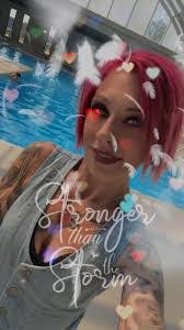 Natasha Manley's Instagram, Twitter & Facebook