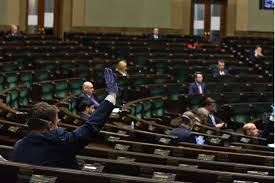 Dziękujemy tym senatorom, którzy się pomylili Sejm Przyjal Ustawe O Wyborach Prezydenckich Nie Bedzie Reasumpcji Glosowania Spoleczenstwo