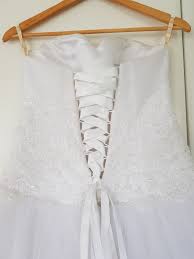 Gebrauchtwagen.de liefert alle antworten auf die unterhaltskosten: Brautkleid Hochzeitskleid Gebraucht In 88471 Laupheim Fur 150 00 Zum Verkauf Shpock At