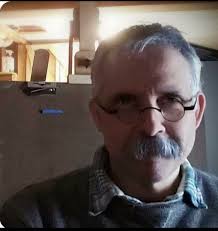 From lighthouse keeper to radio host: Small family story unfolds