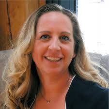 Faye Hammond's Instagram, Twitter & Facebook