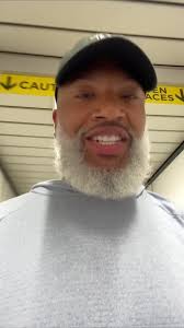 Its good luck if you think its good luck! I bet you do it too! #thingstodo  #atlanta #flights #greybeard #delta