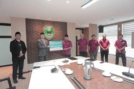 Negeri sembilan atau juga dikenal sebagai negeri sembilan darul khusus merupakan salah satu negara bagian malaysia. Majlis Agama Islam Negeri Sembilan Bank Islam Serah Zakat Perniagaan