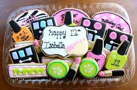 Birthday Themes For 12 Year Olds Spa Day For A 12 Year Old S Birthday Party Cookies By Justine Berman Boone Tween Birthday Party Girl Birthday Party Tween Spa Birthday Parties