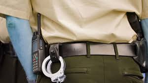 Cikgu kemar yang tidoq dalam kereta pun tak. Curi Emas Hingga Tabung Gas 3 Pembobol Rumah Kosong Di Padang Diringkus