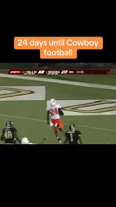 #24 Kendall Hunter with the 68 yard touchdown run against Mizzou in 2008.  One of the most underrated backs in recent OSU history in my opinion!  #OKState #Big12 #CFB