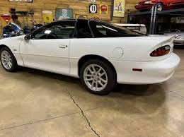 Image result for Arctic White 2002 GM