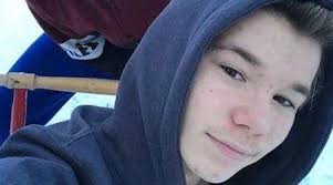 Vi er to helt vanlige gutter. Martinus Gunnarsen Height Weight Age Girlfriend Family Biography