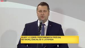 Premier mateusz morawiecki, w wywiadzie dla kanału maturatobzdura.tv, powiedział, że ostateczna decyzja w sprawie pójścia uczniów do szkół zapadnie w ciągu najbliższych dziecięciu dni. Powrot Dzieci Do Szkol 2021 Jak Bedzie Wygladala Nauka Kiedy Wroca Starsi Uczniowe Przemyslaw Czarnek Odpowiada Tvn24