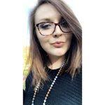 Kelly Suber's Instagram, Twitter & Facebook