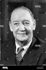 Robert edwards hi-res stock photography and images